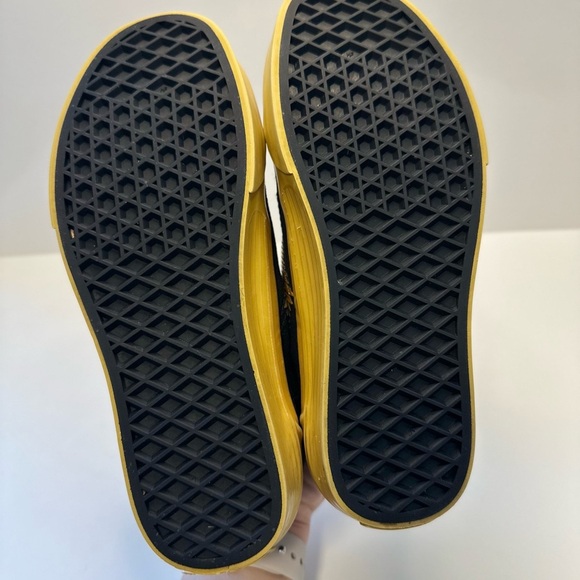 Limited edition Vans x Harry Potter “Golden Snitch” Sneakers – Size US Women’s 6 - Picture 8 of 10